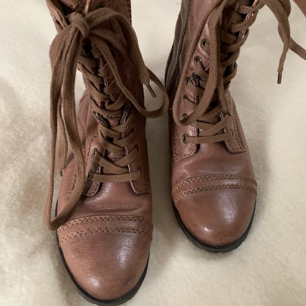 Lace booties with side zip